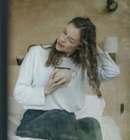 Solopreneurin, Slowpreneurin, Female Business Coach beim Texte erstellen